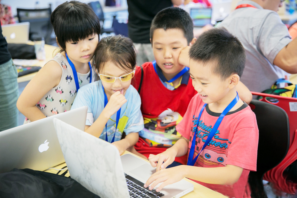 China Everbright Invests In Kids Programming Platform To