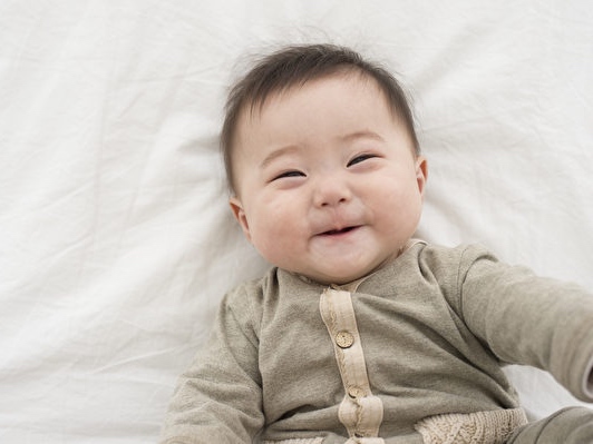 DealShot: New Oriental Joins $21M Round In Chinese Parenting Content ...