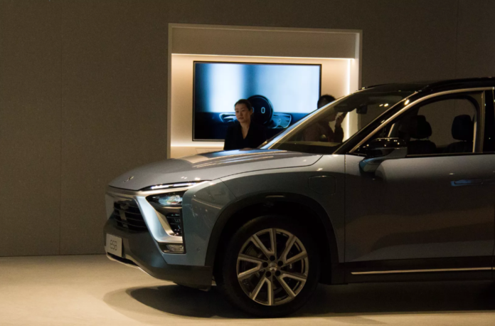 NIO ES8